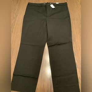 NWT BLACK BANANA REPUBLIC WOMENS SLOAN PANTS. SIZE 18